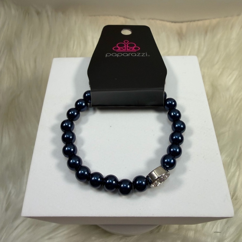 🩷5/$10🩷 Paparazzi Navy Pearl Stretch Bracelet - Elegant Navy Beaded Bracelet